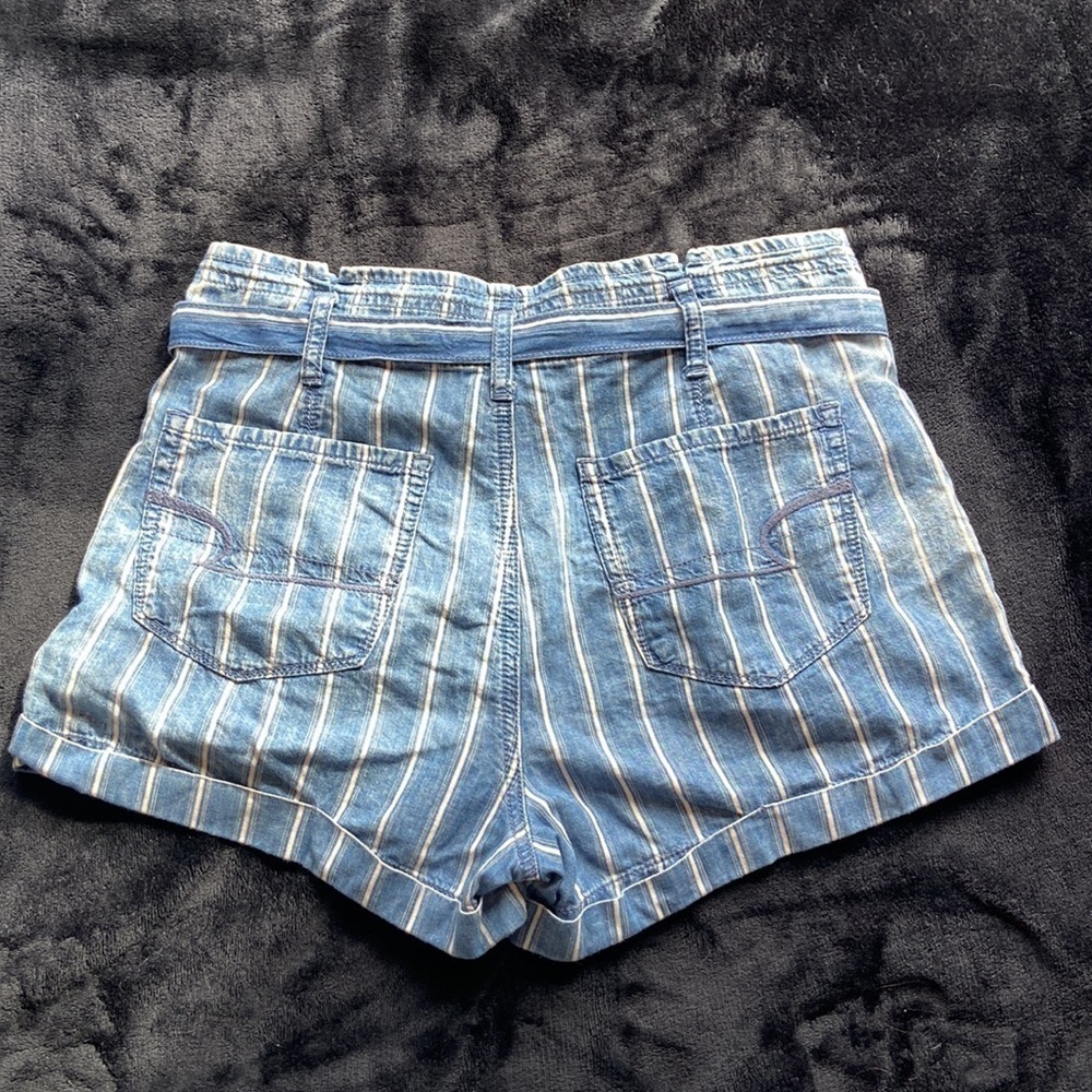 American Eagle Women's Stripped Denim Paper Bag Waist with Tie Belt Shorts - 6 - Picture 3 of 5